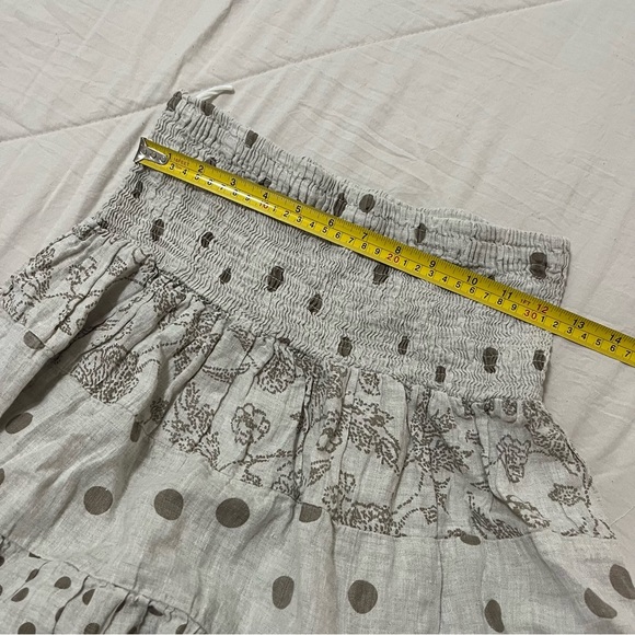 Made in Italy Women’s Italian Linen Smocked Ruched Tiered Feminine Midi Skirt - Picture 2 of 6